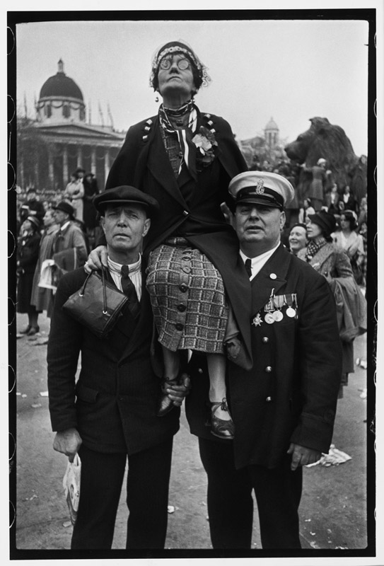 GREAT BRITAIN. England. London. 12 May 1937. Waiting in Trafalgar Square for the coronation parade of King George VI.