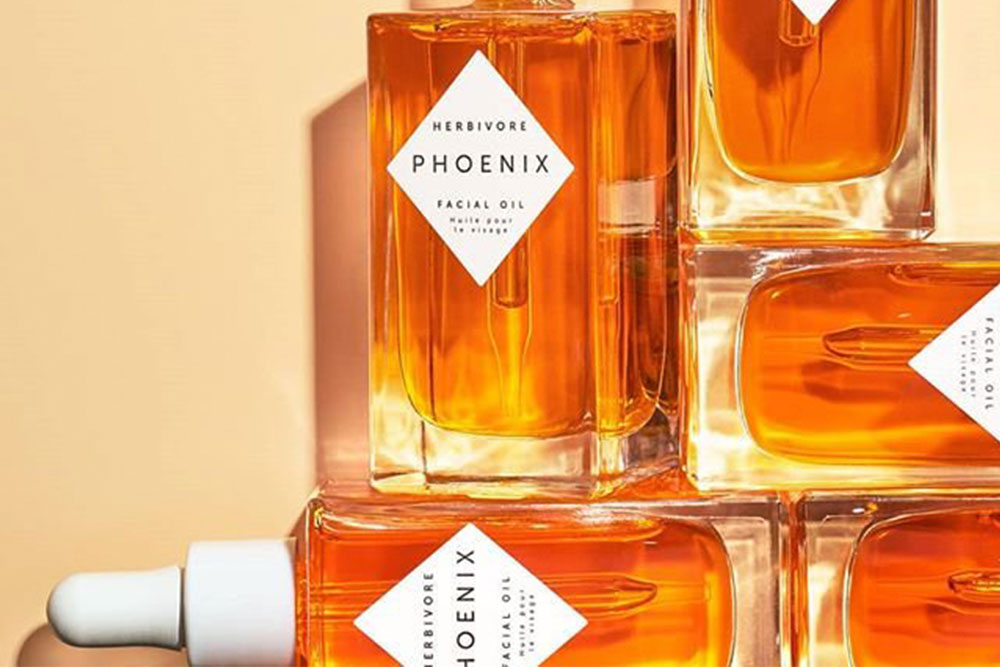 8 natural face oils to pretty up your skin and your shelf