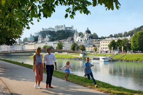Family river walk Salzburg