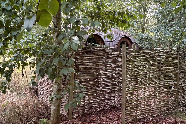 An Igluhut sauna at Blyth Rise has fences for privacy