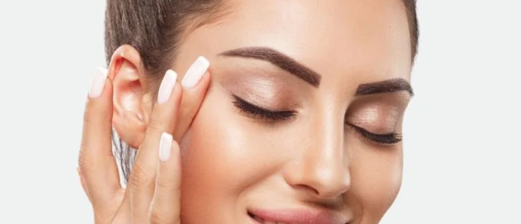 PHI Clinic on Harley Street is giving 3 lucky winners the ultimate glow-up!