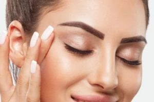 PHI Clinic on Harley Street is giving 3 lucky winners the ultimate glow-up!